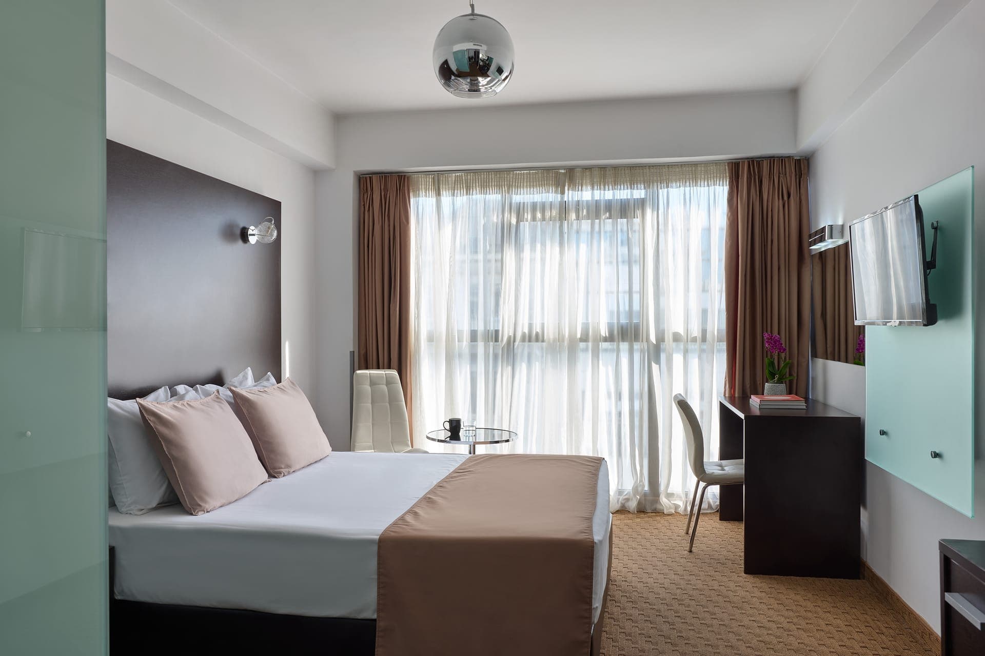 room-types-BREEZEBOU-SUP-0.jpg