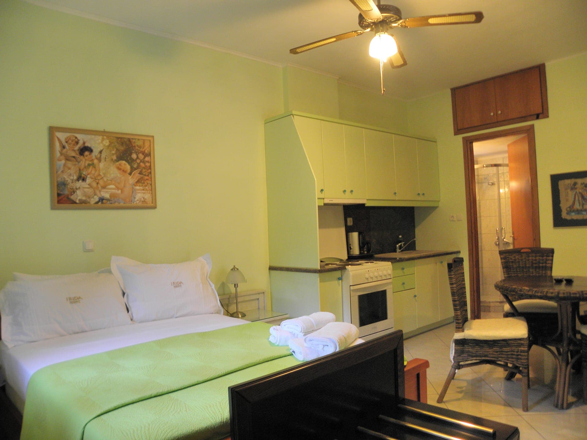 room-types-BWIRIDA-DEMET-0.jpg