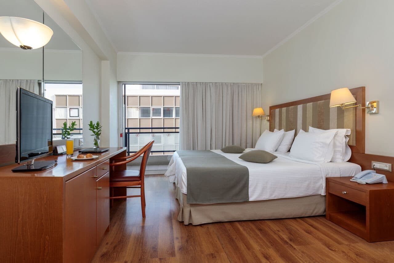 room-types-BWPLAZARHO-DBLCIT-0.jpg