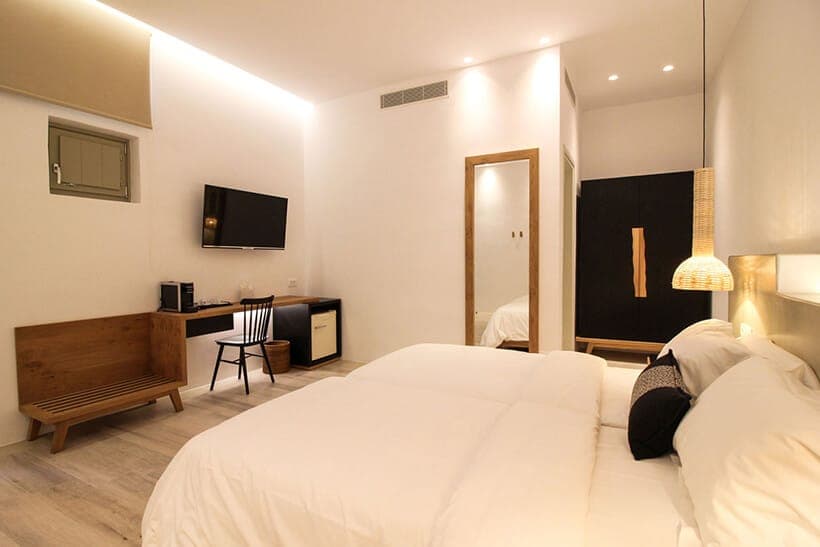 room-types-CACTUSMYK-DLX-0.jpg