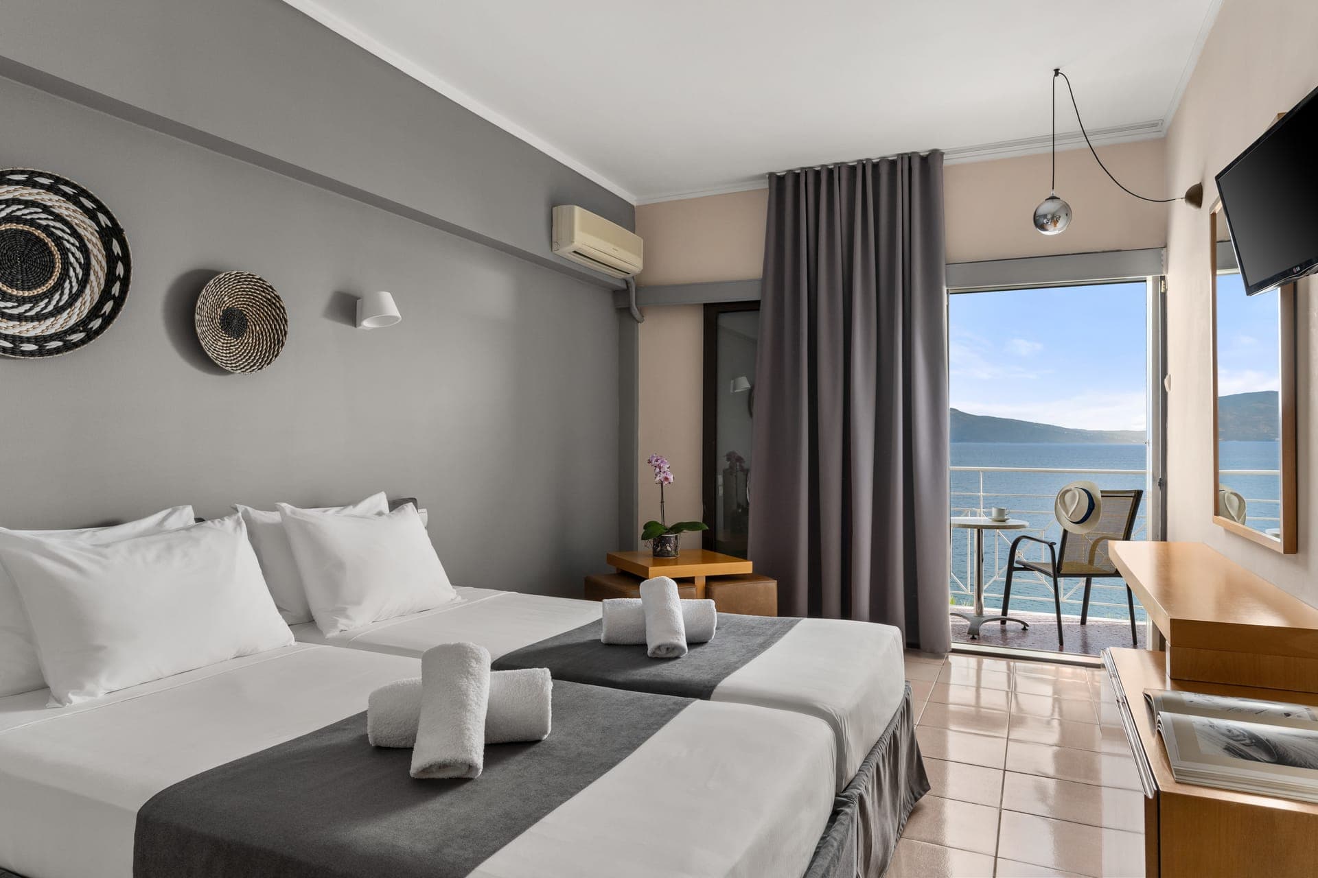 room-types-CALAMOSHTL-DBS-0.jpg