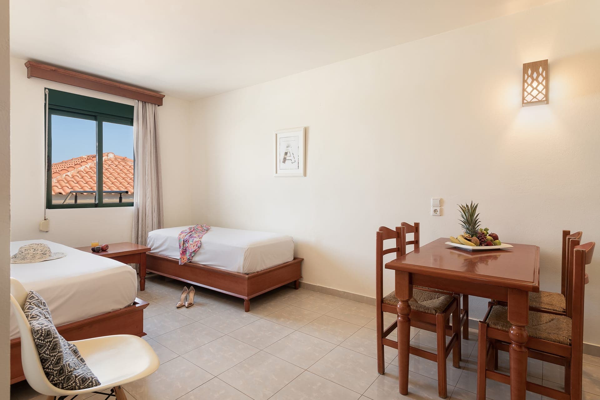 room-types-CALDERABAY-1BAPP-0.jpg