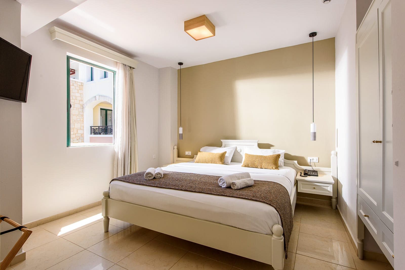 room-types-CALDERAVIL-1BA03-0.jpg