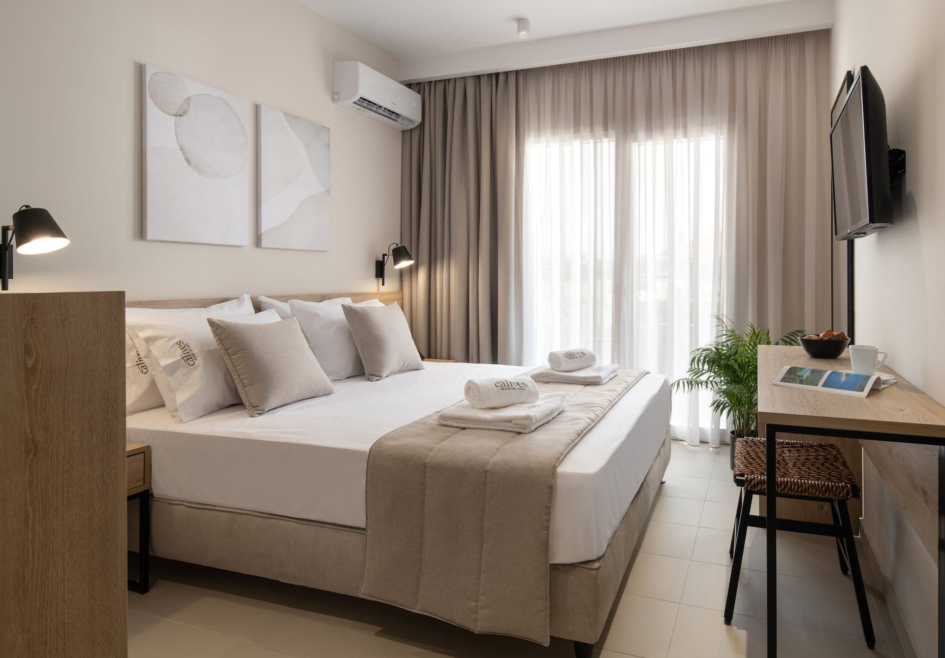 room-types-CALIVES-DOUBLR-0.jpg
