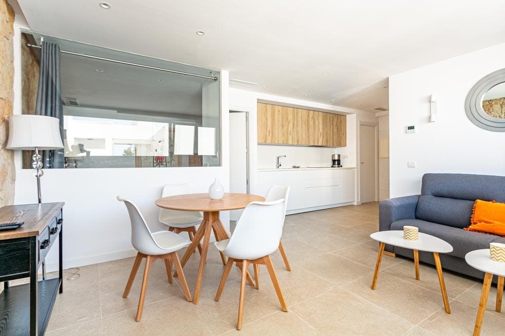 room-types-CALLAVADEL-MS1BD-0.jpg