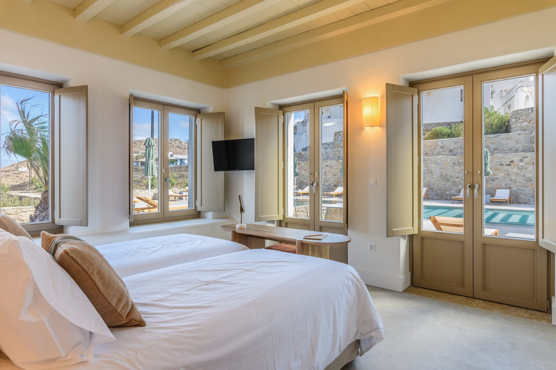 room-types-CAMARADES-SUPERR-0.jpg
