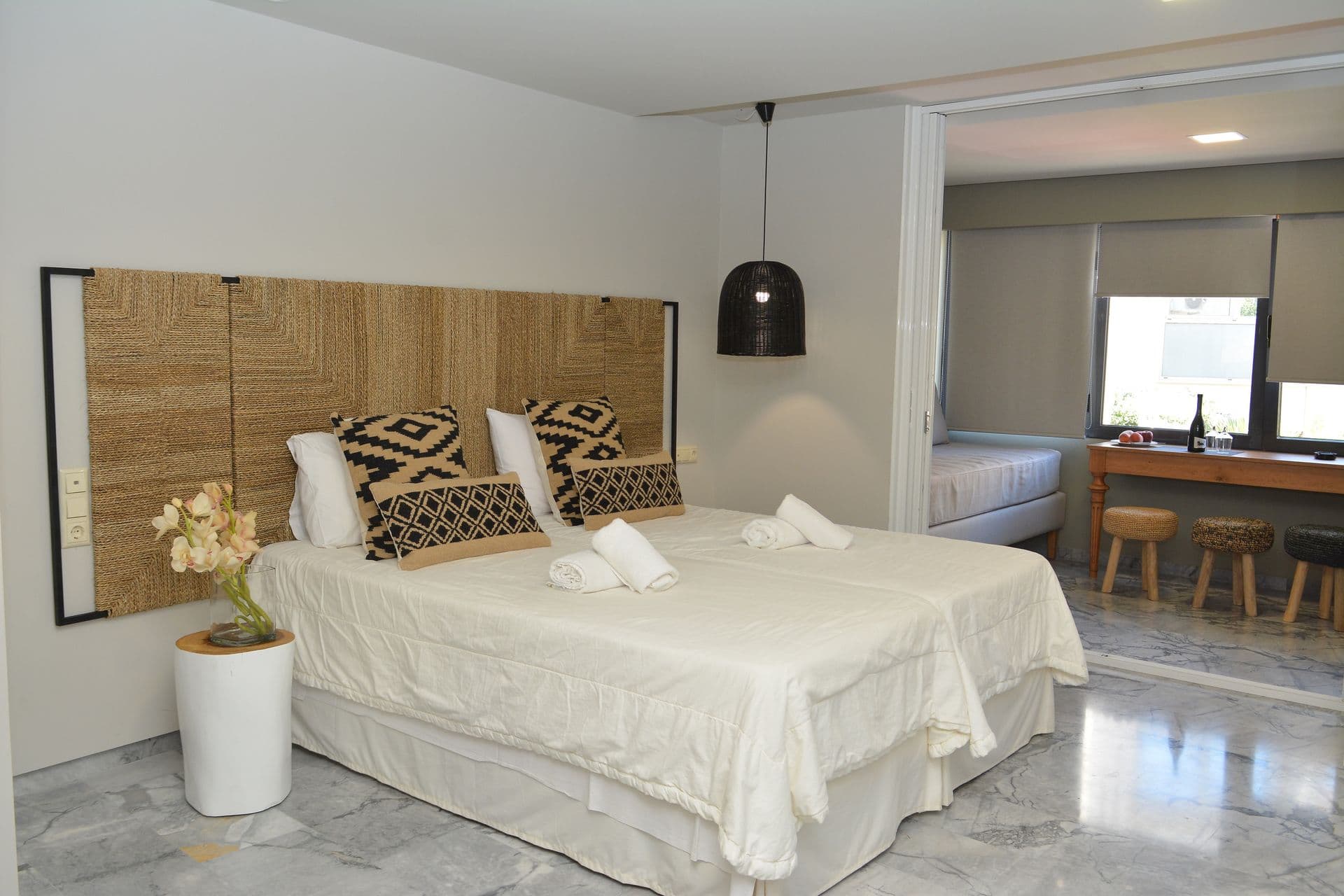 room-types-CANDIASUIT-SPRSUI-0.jpg
