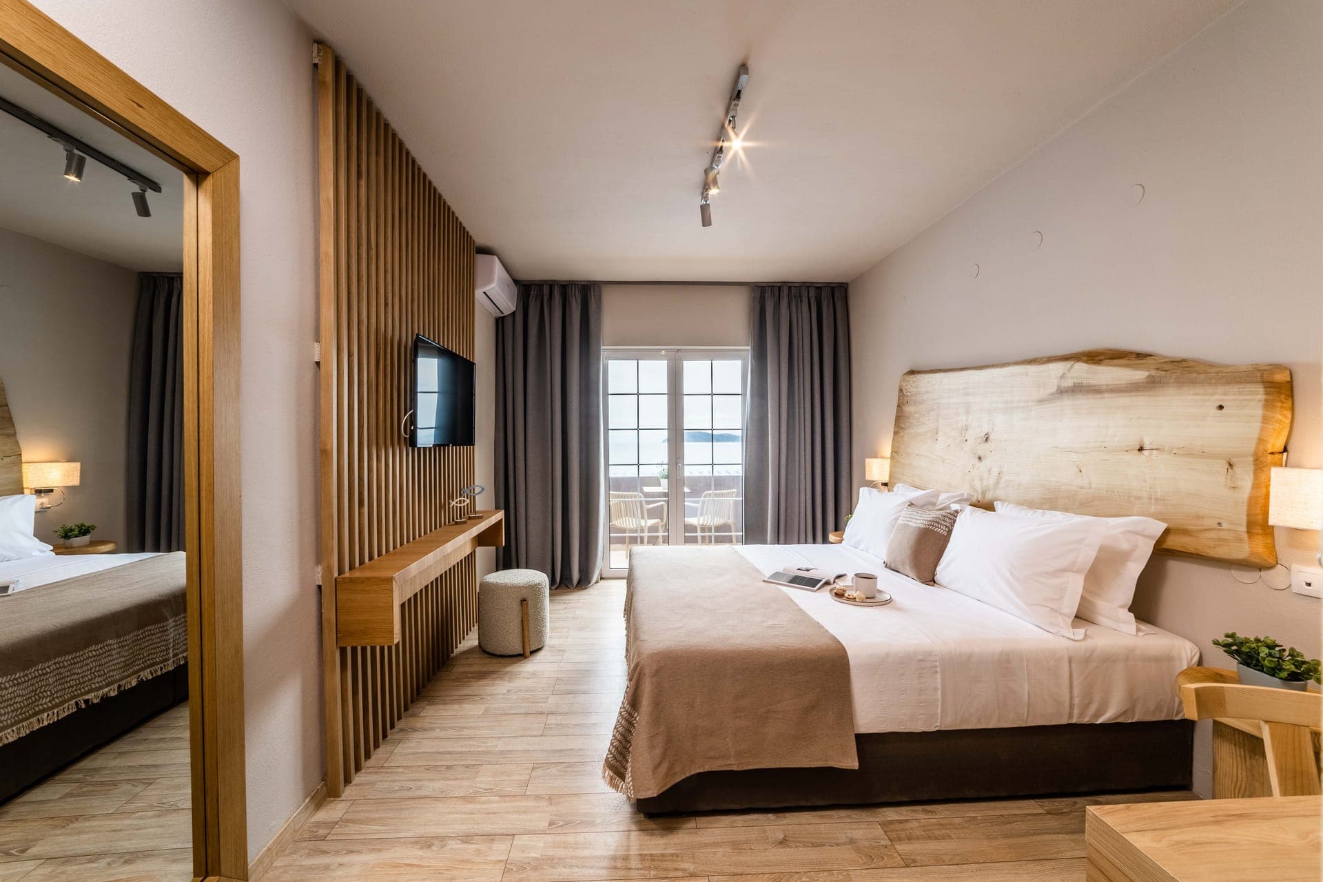 room-types-CAPETHALAS-PREMSV-0.jpg