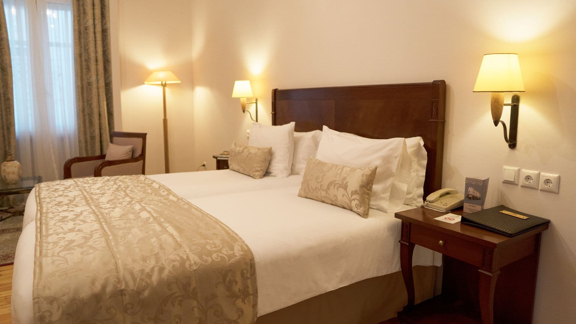 room-types-CAPSISB-FAMROO-0.jpg