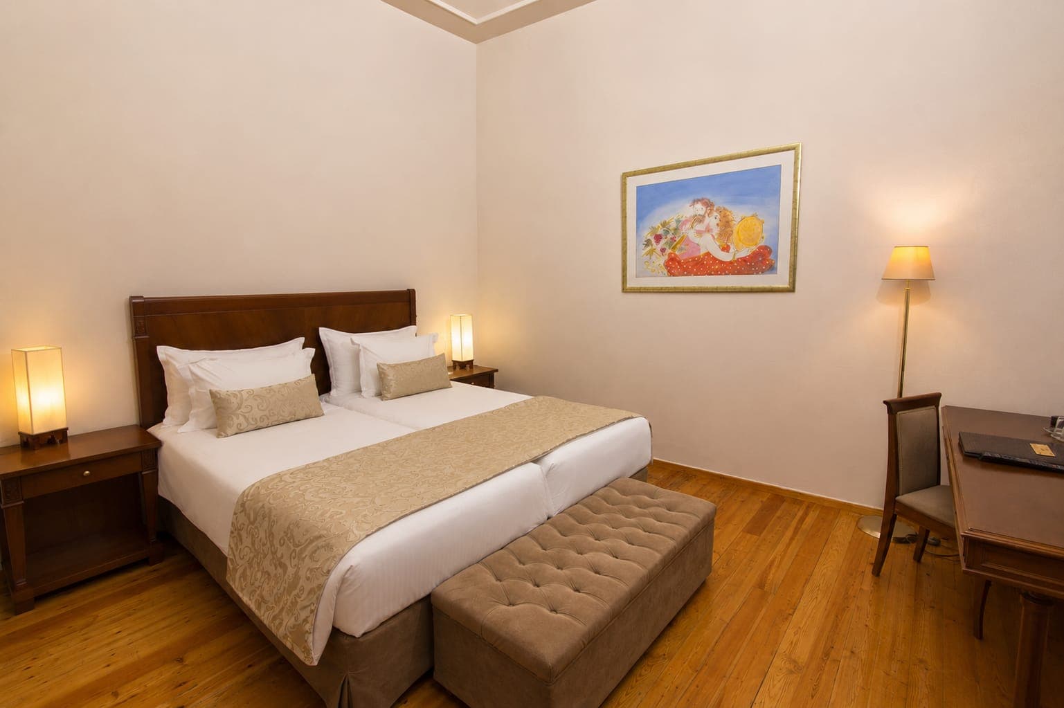 room-types-CAPSISB-SUPDBL-0.jpg