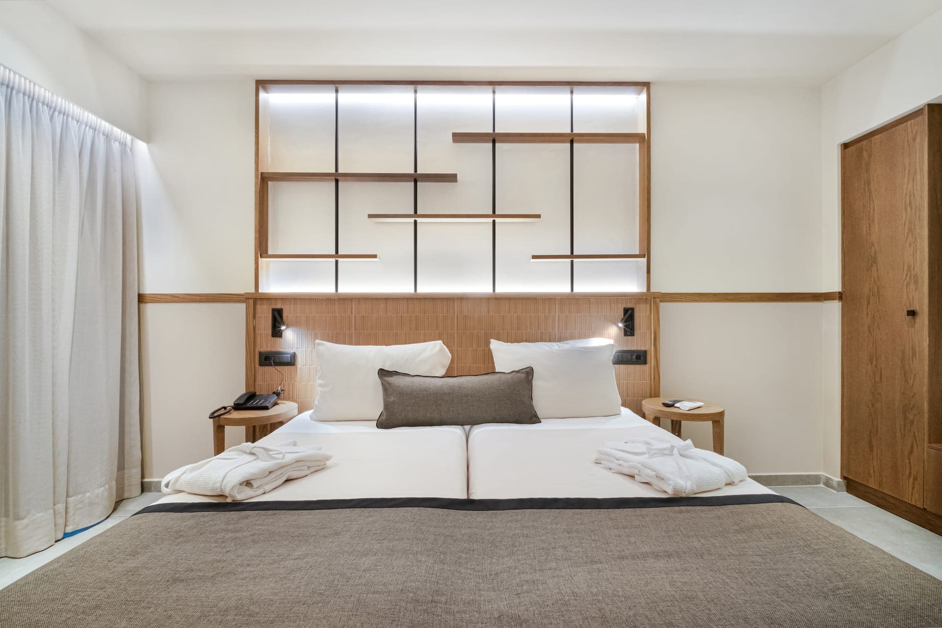 room-types-CAPSISHER-EXECSP-0.jpg