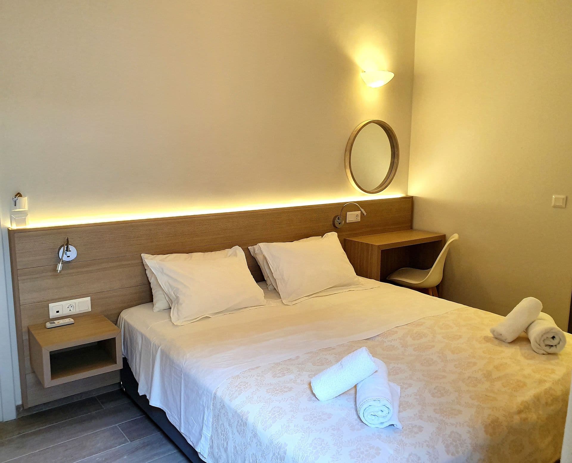 room-types-CARAVELAPT-ECON-0.jpg