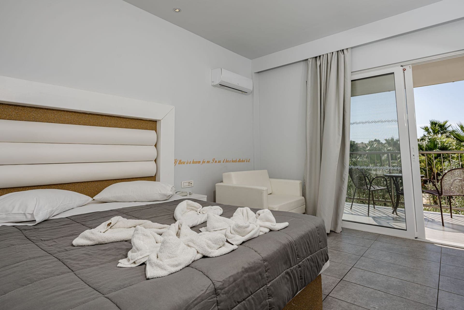 room-types-CARETTA-STDS-0.jpg