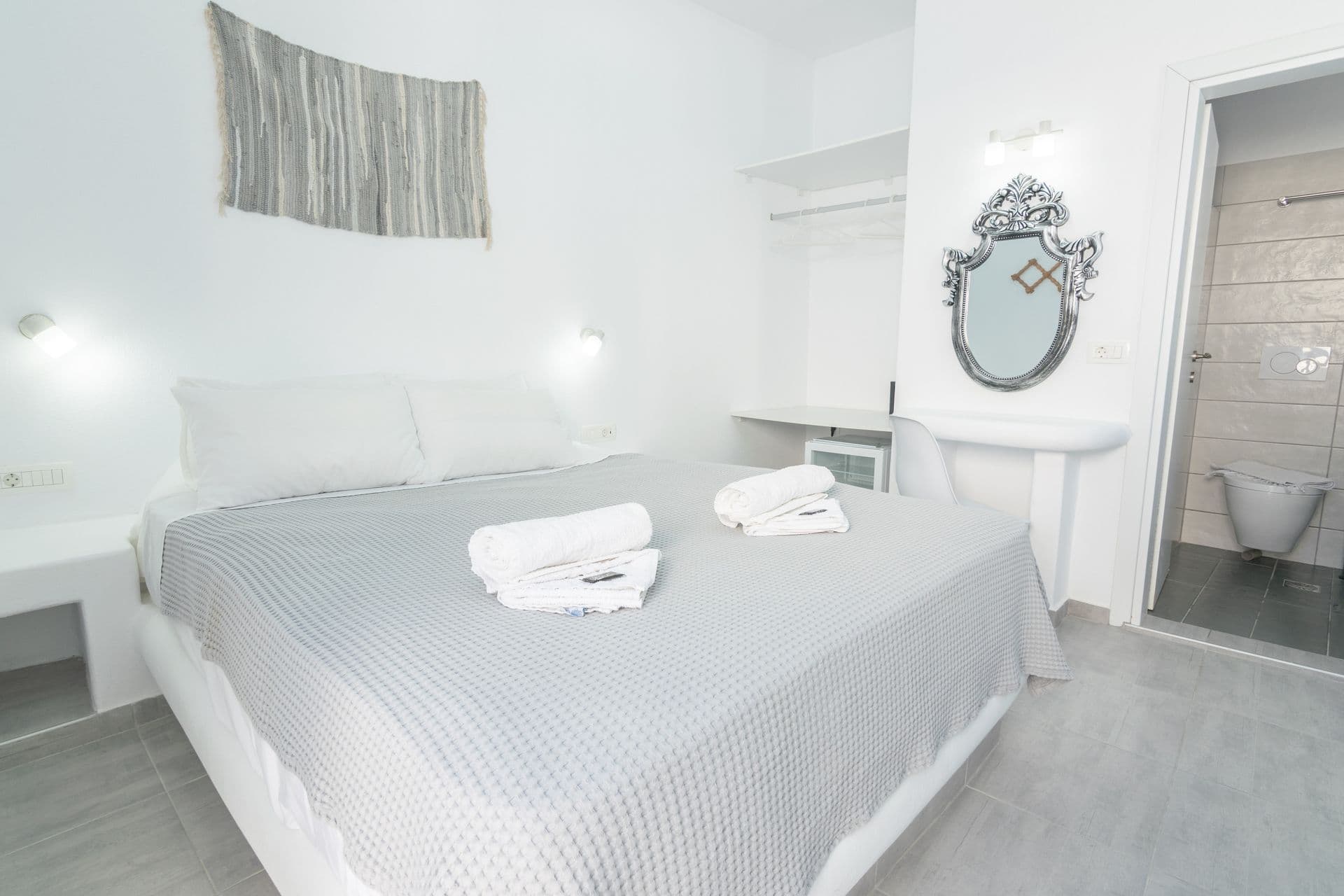 room-types-CARLOSPNSN-DBLSUP-0.jpg