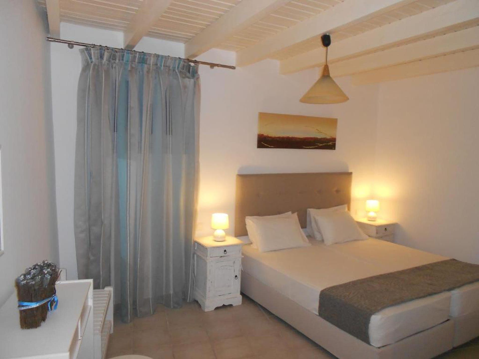room-types-CASABIANCM-TRIPLE-0.jpg