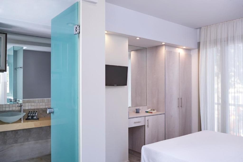room-types-CASCADE-SUP-0.jpg