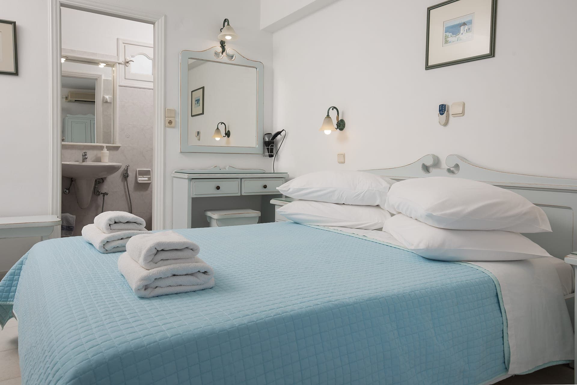 room-types-CASTELLOST-CFAMSV-0.jpg