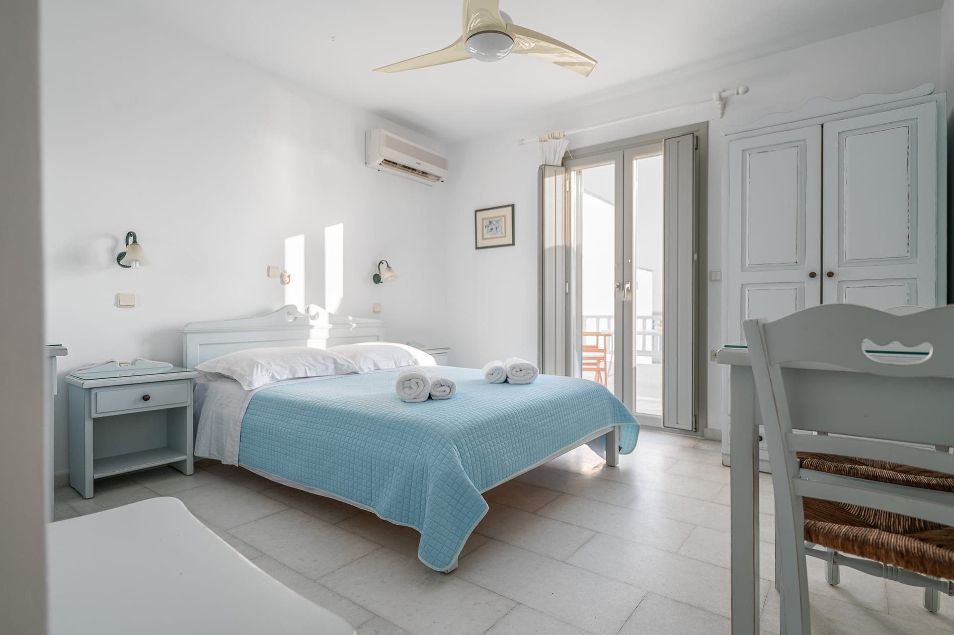 room-types-CASTELLOST-DBLSV-0.jpg