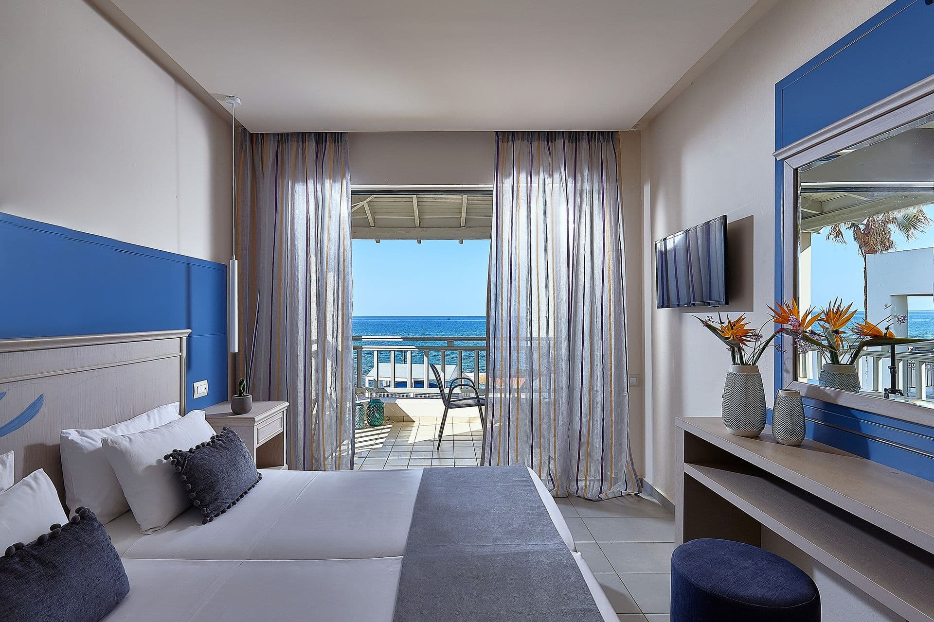 room-types-CASTELLOVR-DJ-0.jpg