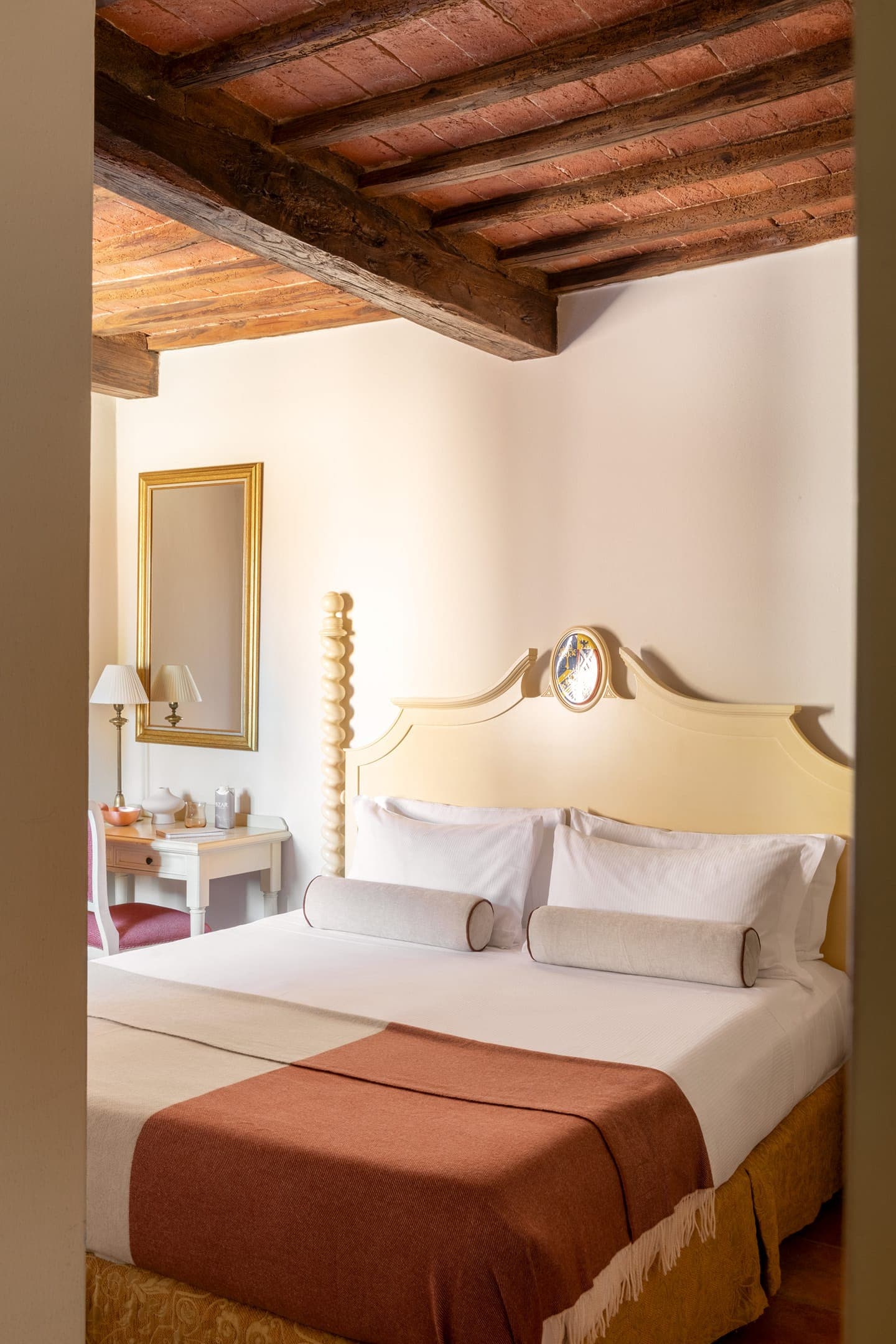 room-types-CASTLEONIN-CLA-0.jpg