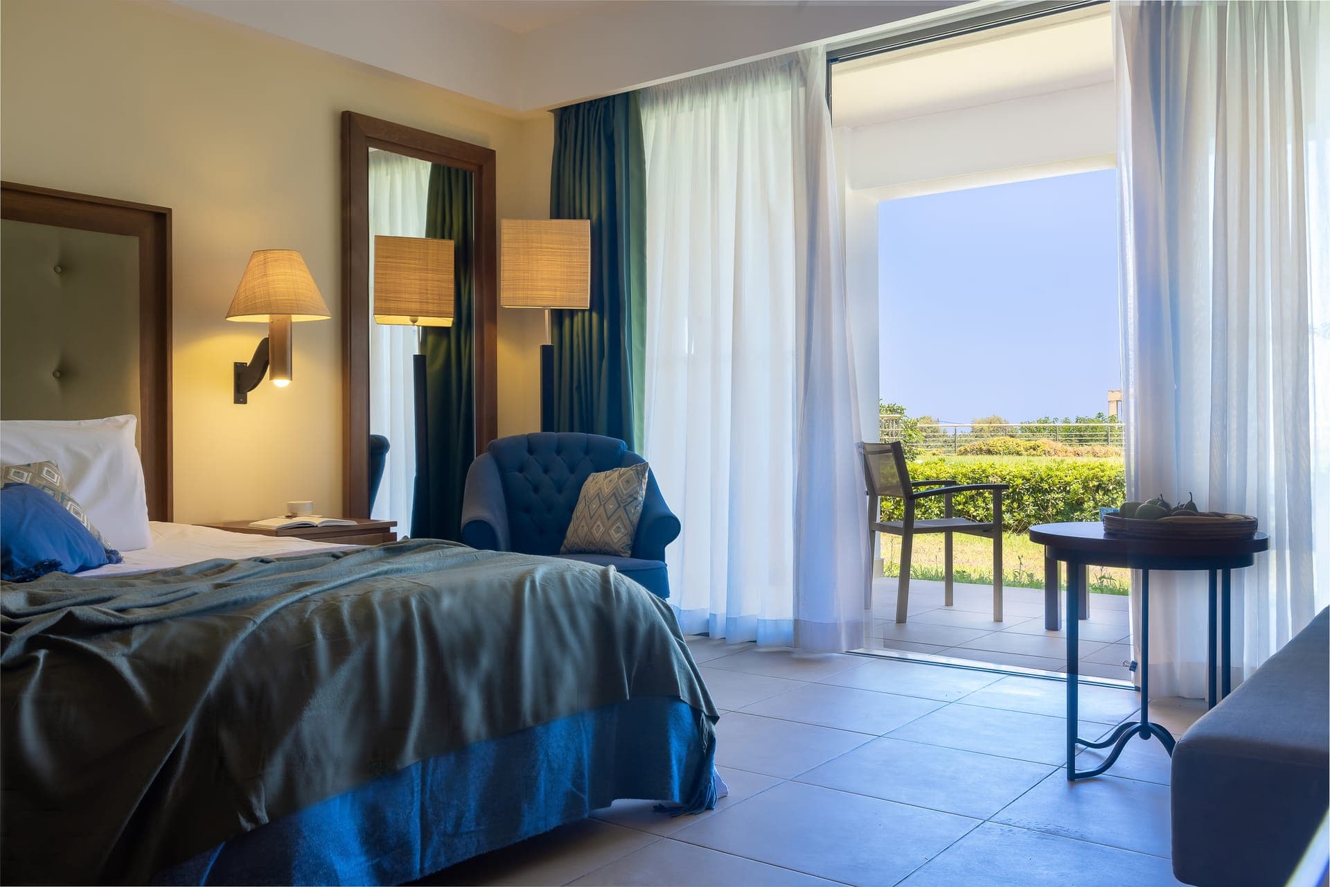 Deluxe Double Room Garden View - Interior