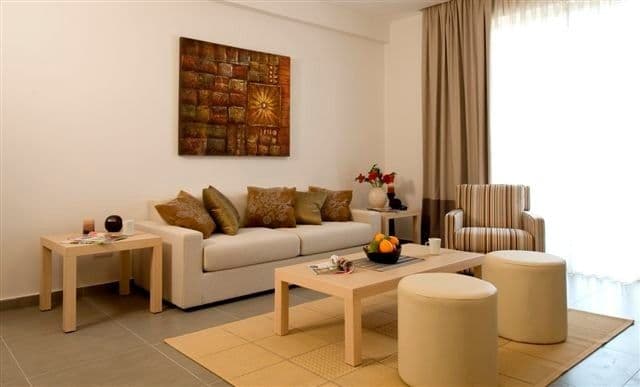 room-types-CCOAST-A001-0.jpg