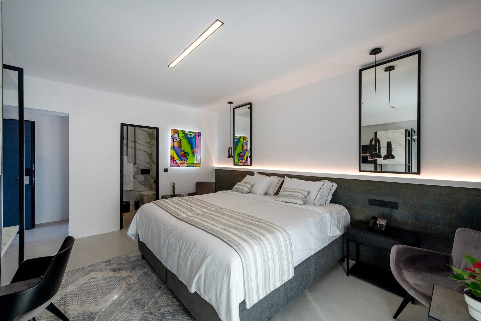 room-types-CENTRALBOU-SPDBXL-0.jpg
