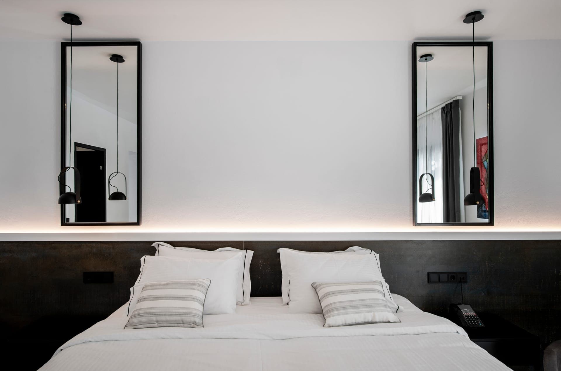 room-types-CENTRALBOU-SUPDBL-0.jpg