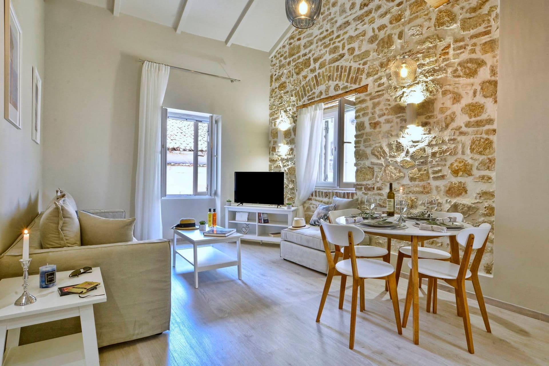 room-types-CFUPERFECT-NVLUX-0.jpg