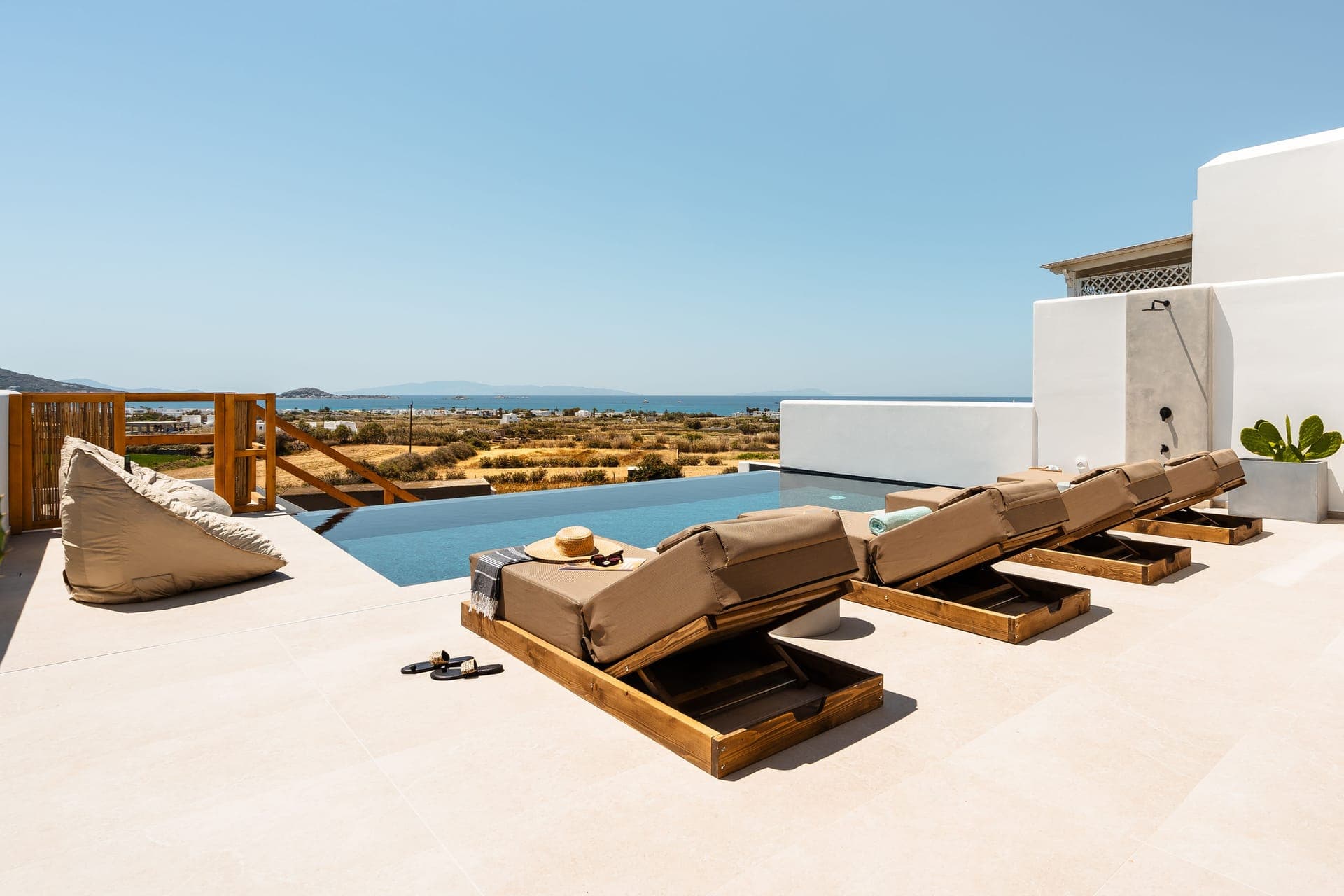 room-types-CGVILLAS-VILLA1-0.jpg