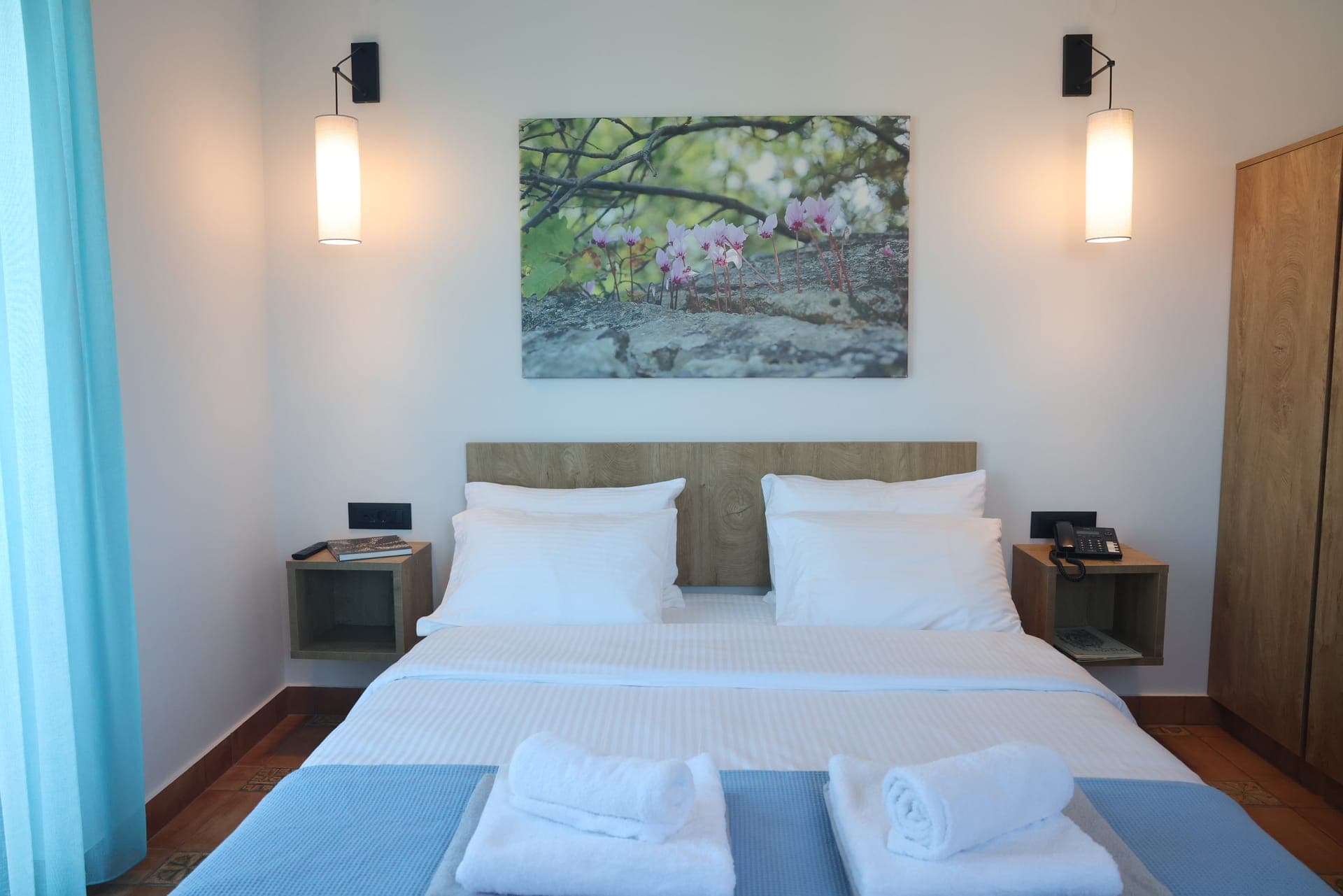 room-types-CHIOSSHALL-FM2BSV-0.jpg