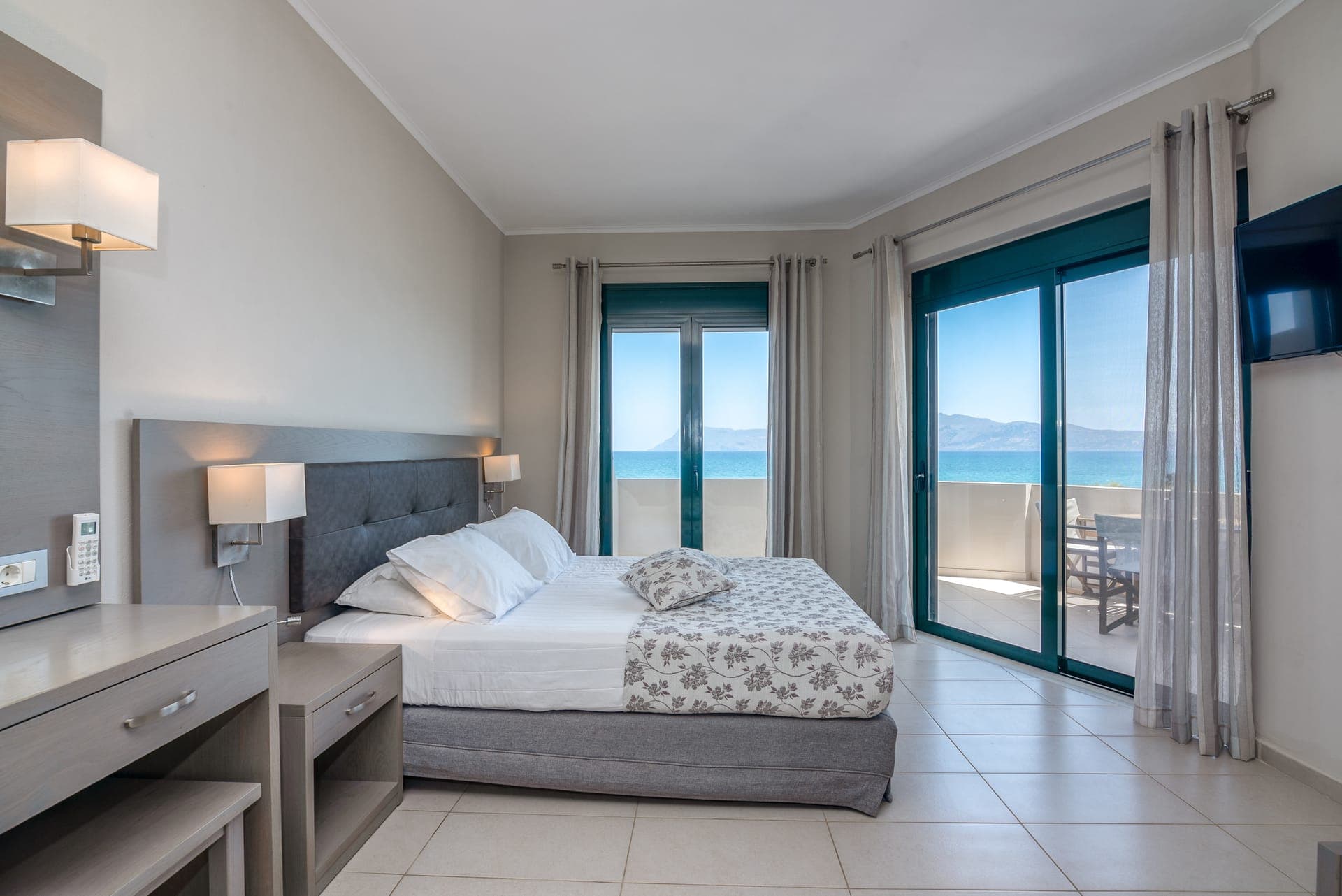 room-types-CHRISTINAB-SUITE-0.jpg