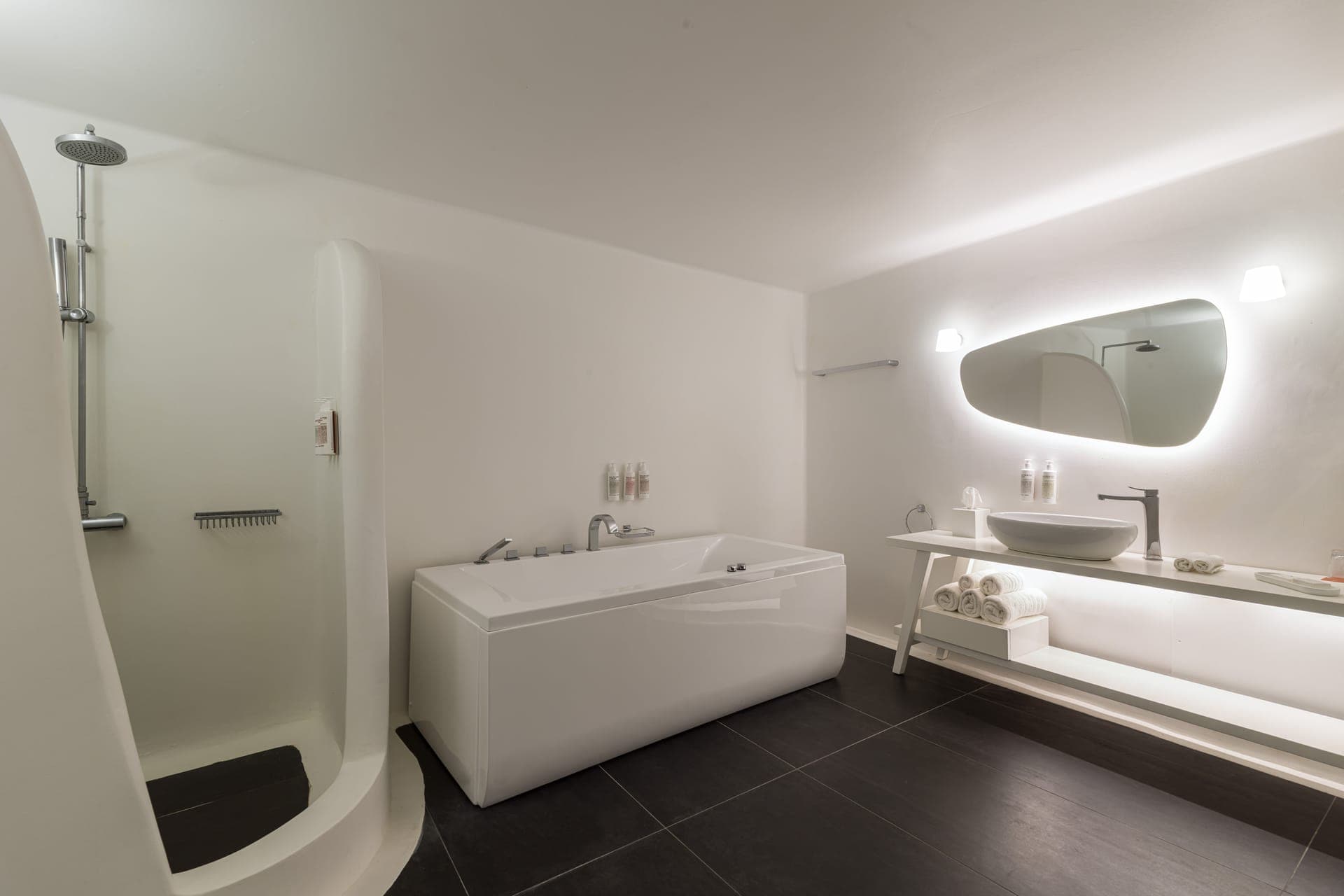 room-types-CHROMA-CIS-0.jpg