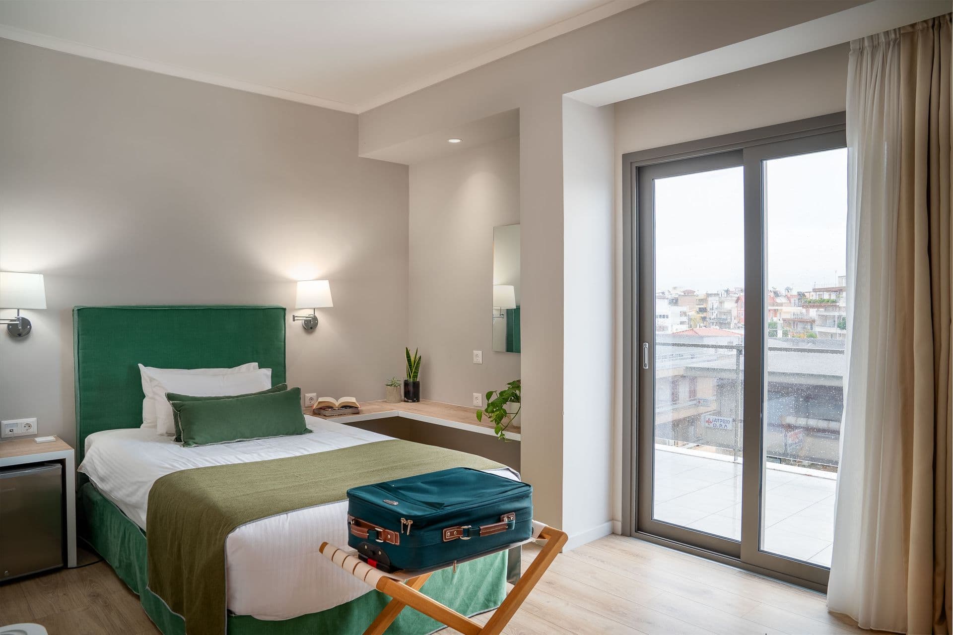 room-types-CHROMAFR-SGL-0.jpg
