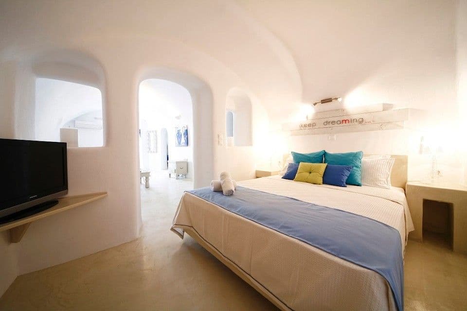 room-types-CHROMAS-SUPST-0.jpg
