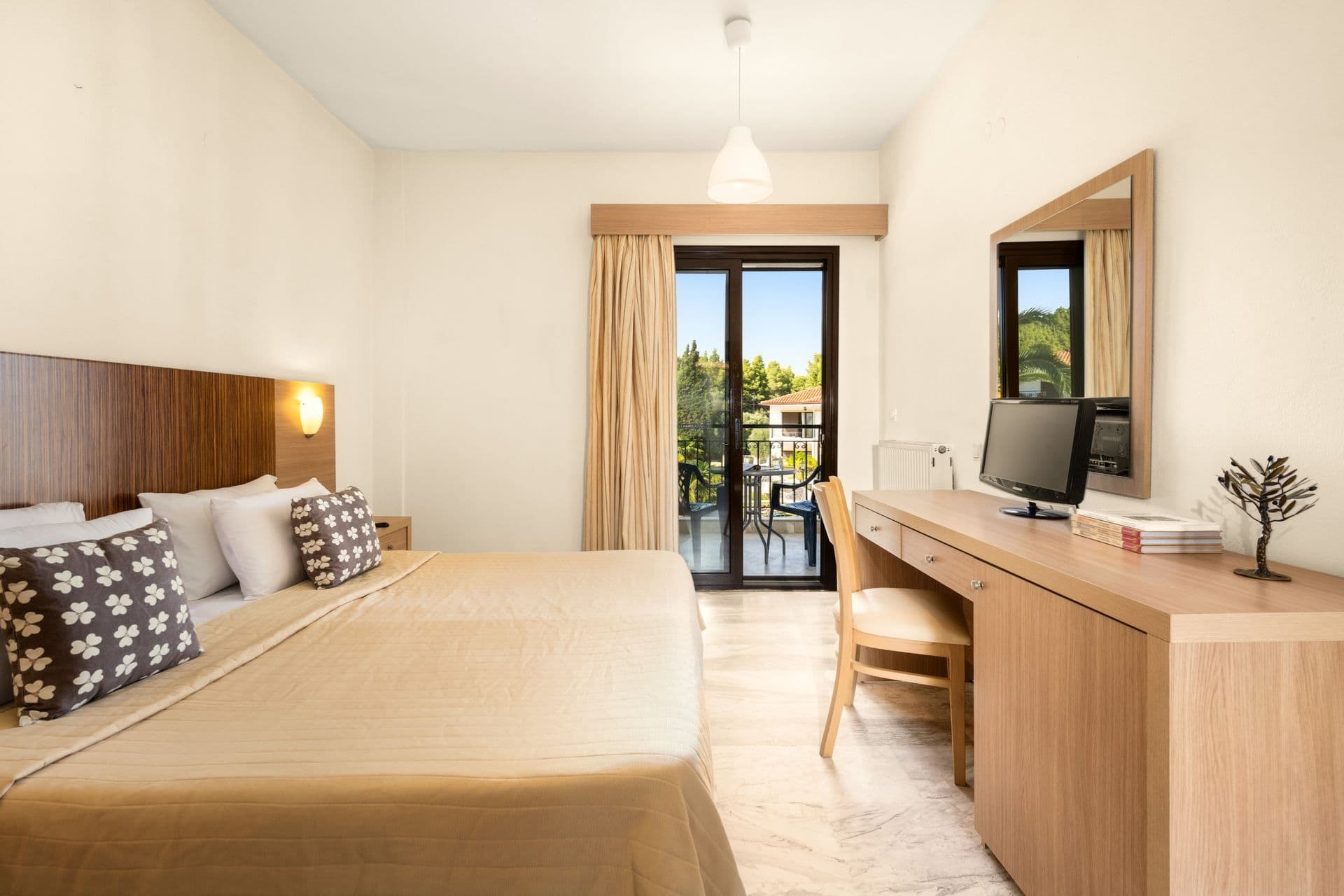 room-types-CHROUSSO-FAMAP-0.jpg