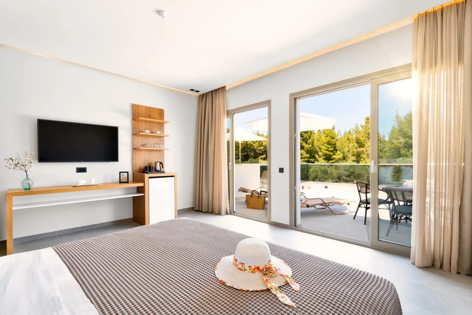 room-types-CHROUSSO-VIPS-0.jpg