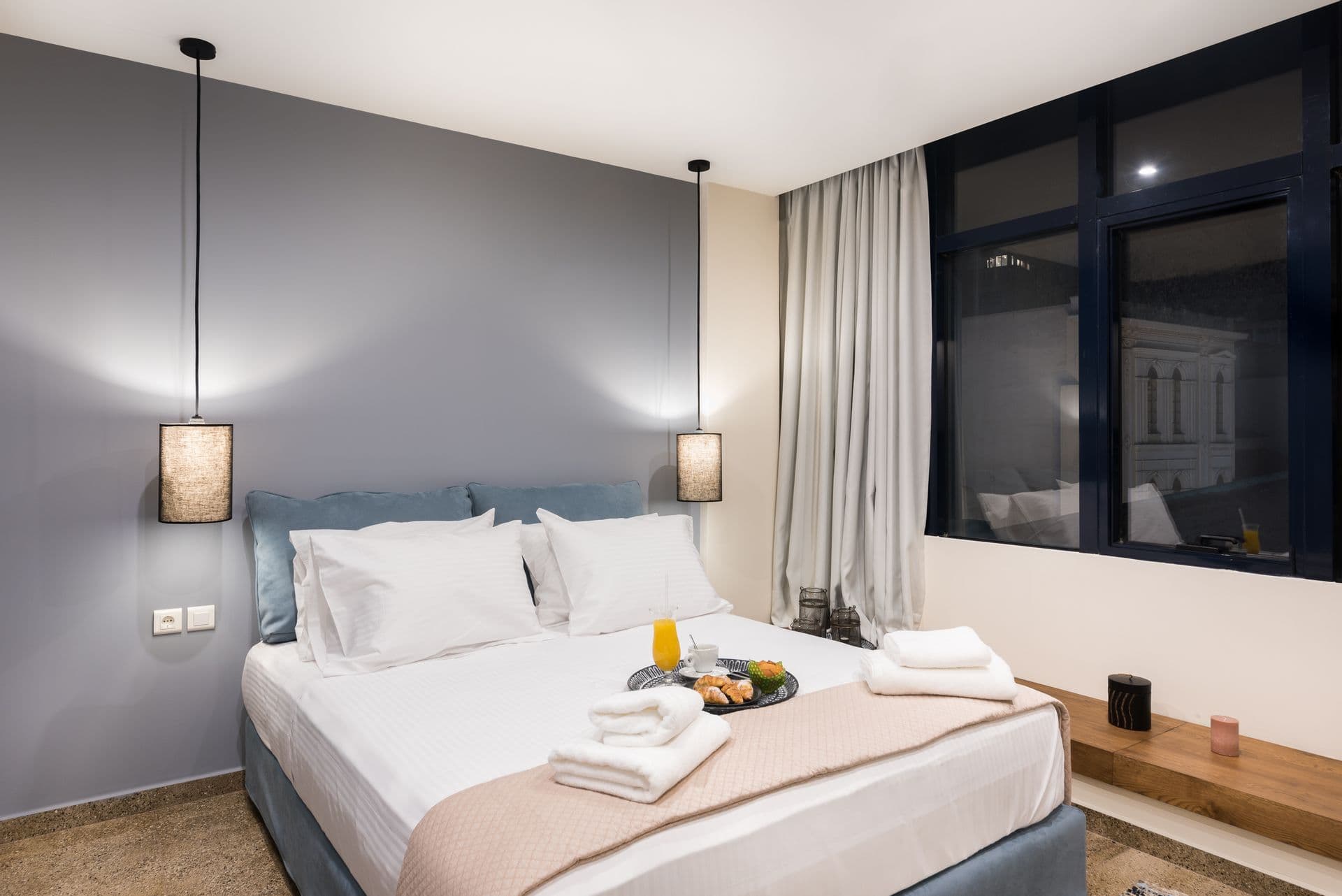 room-types-CIELATHLIV-DLXDBL-0.jpg