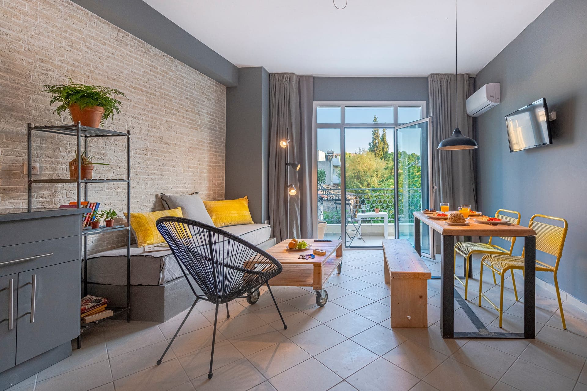 room-types-CINEMAZEUS-BTQA-0.jpg