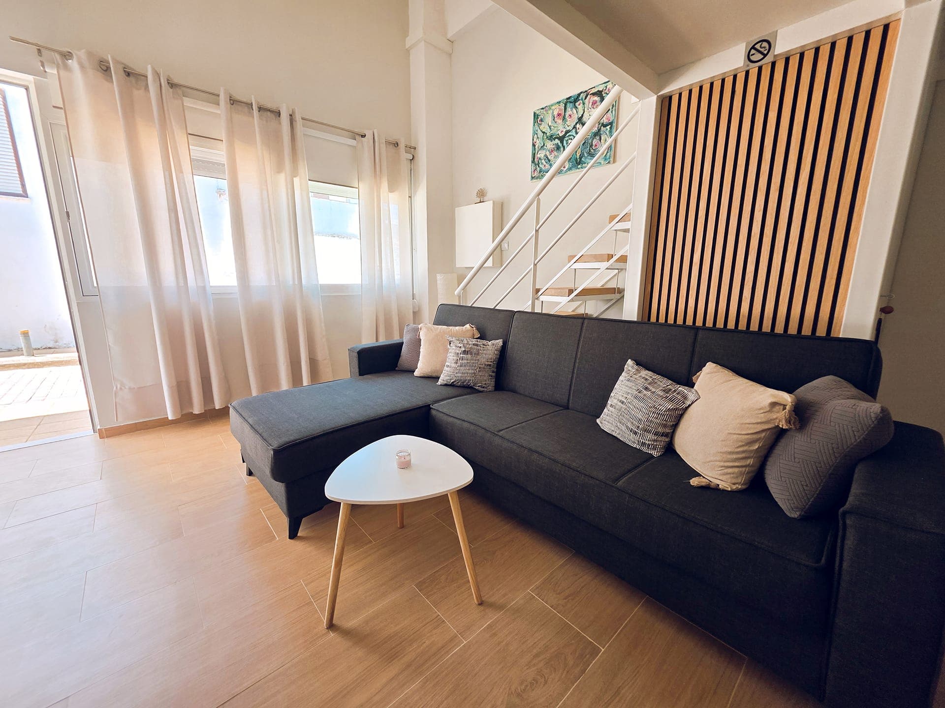 room-types-CINEMAZEUS-LOFT1-0.jpg