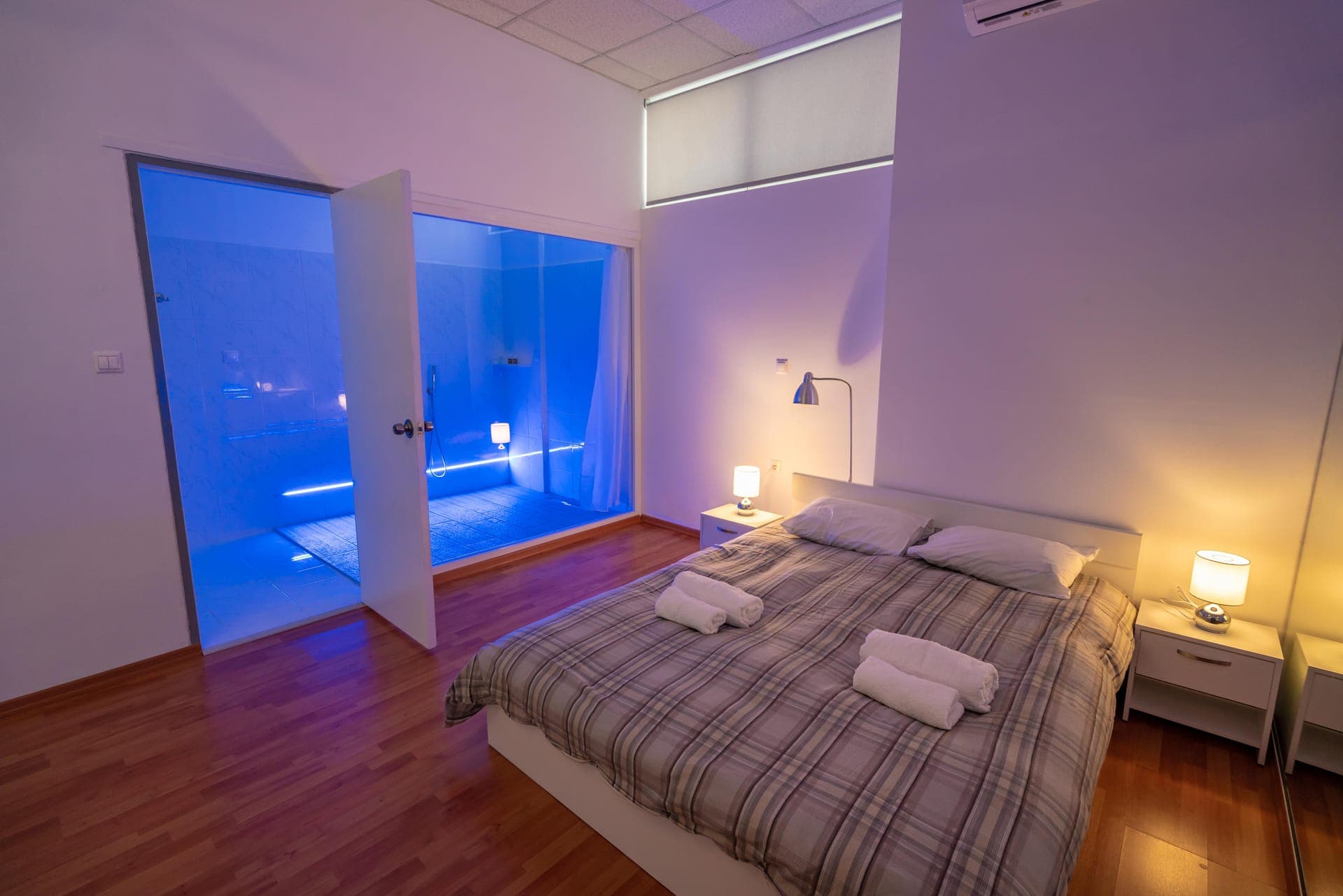 room-types-CINEMAZEUS-ZEUS2-0.jpg