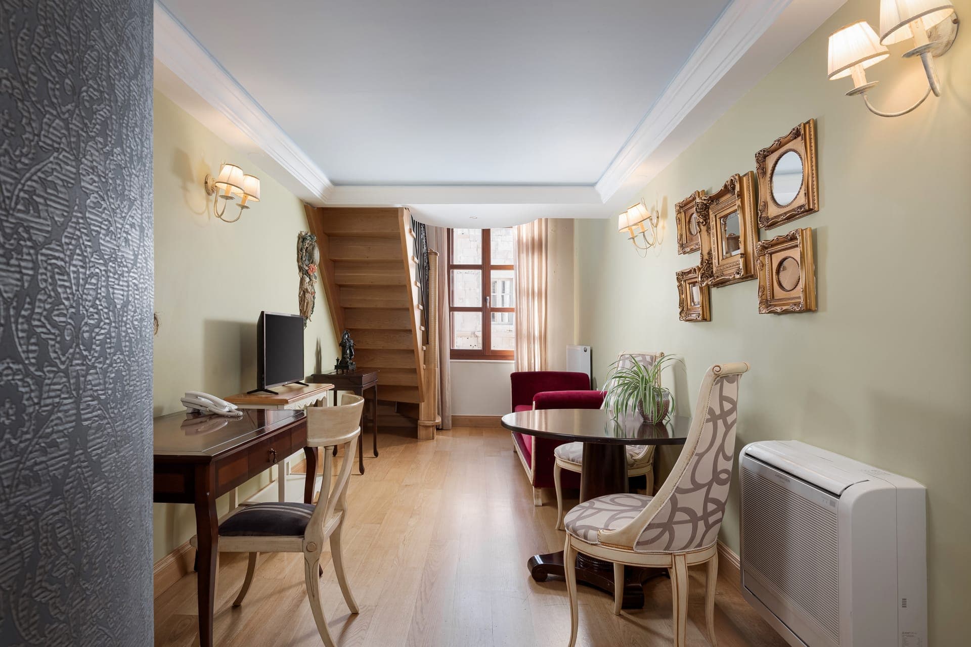 room-types-CIVITASSUI-DLXCVS-0.jpg