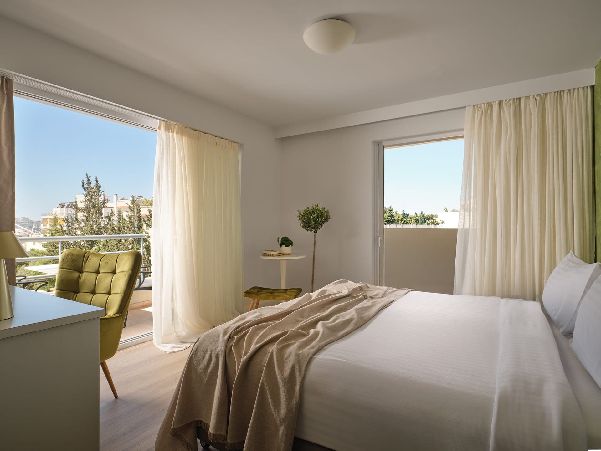 room-types-CIVITEL-PREM-0.jpg