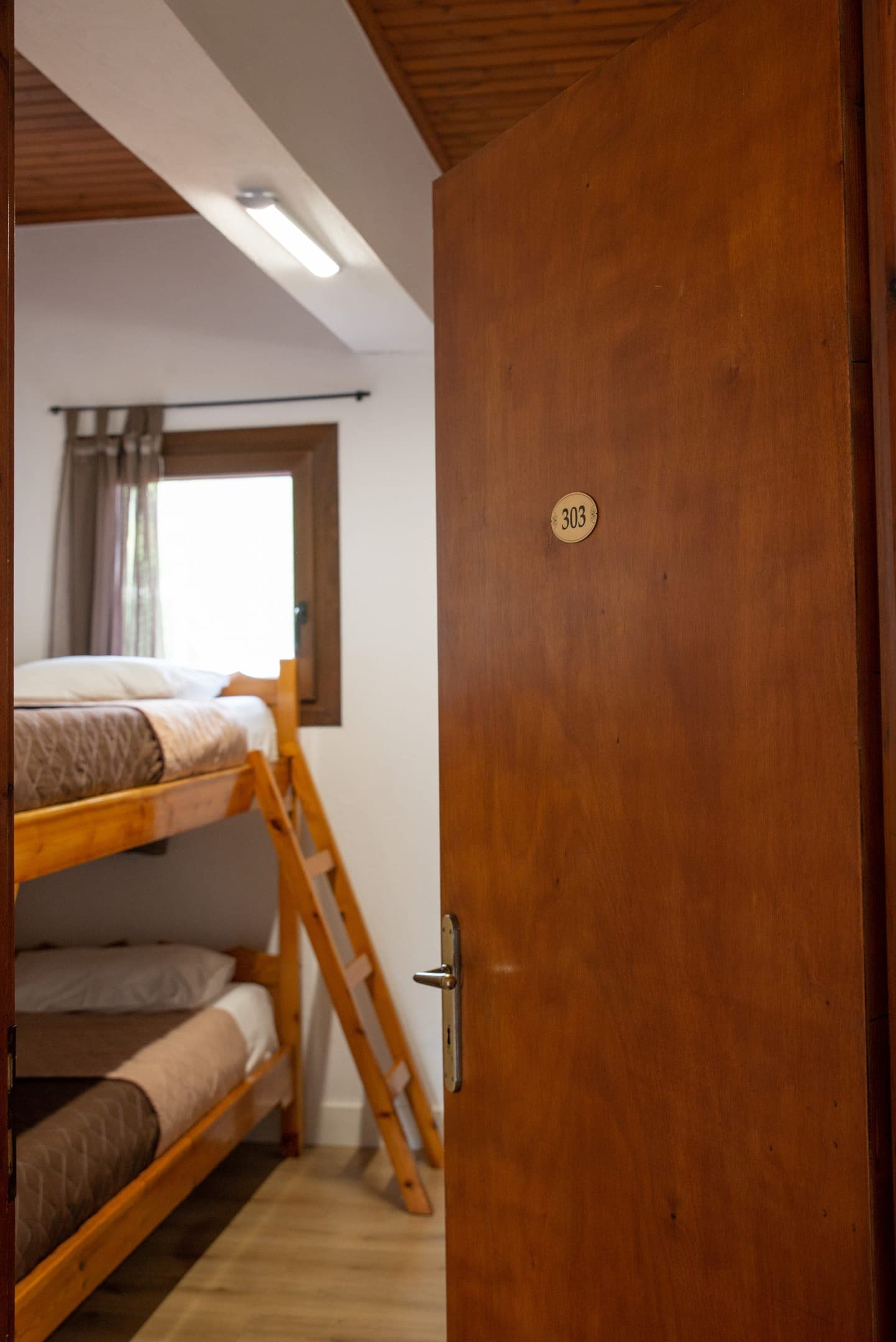 room-types-CLEOPATRAH-SUPSV-0.jpg