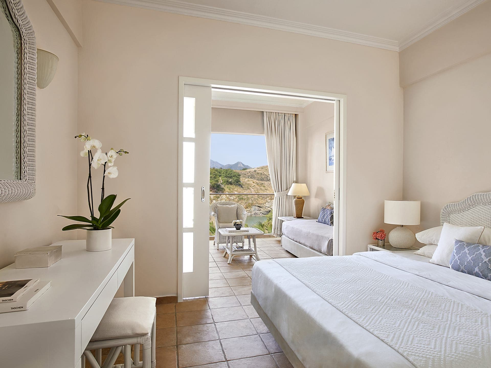 room-types-CLUBMARINE-BGF-0.jpg