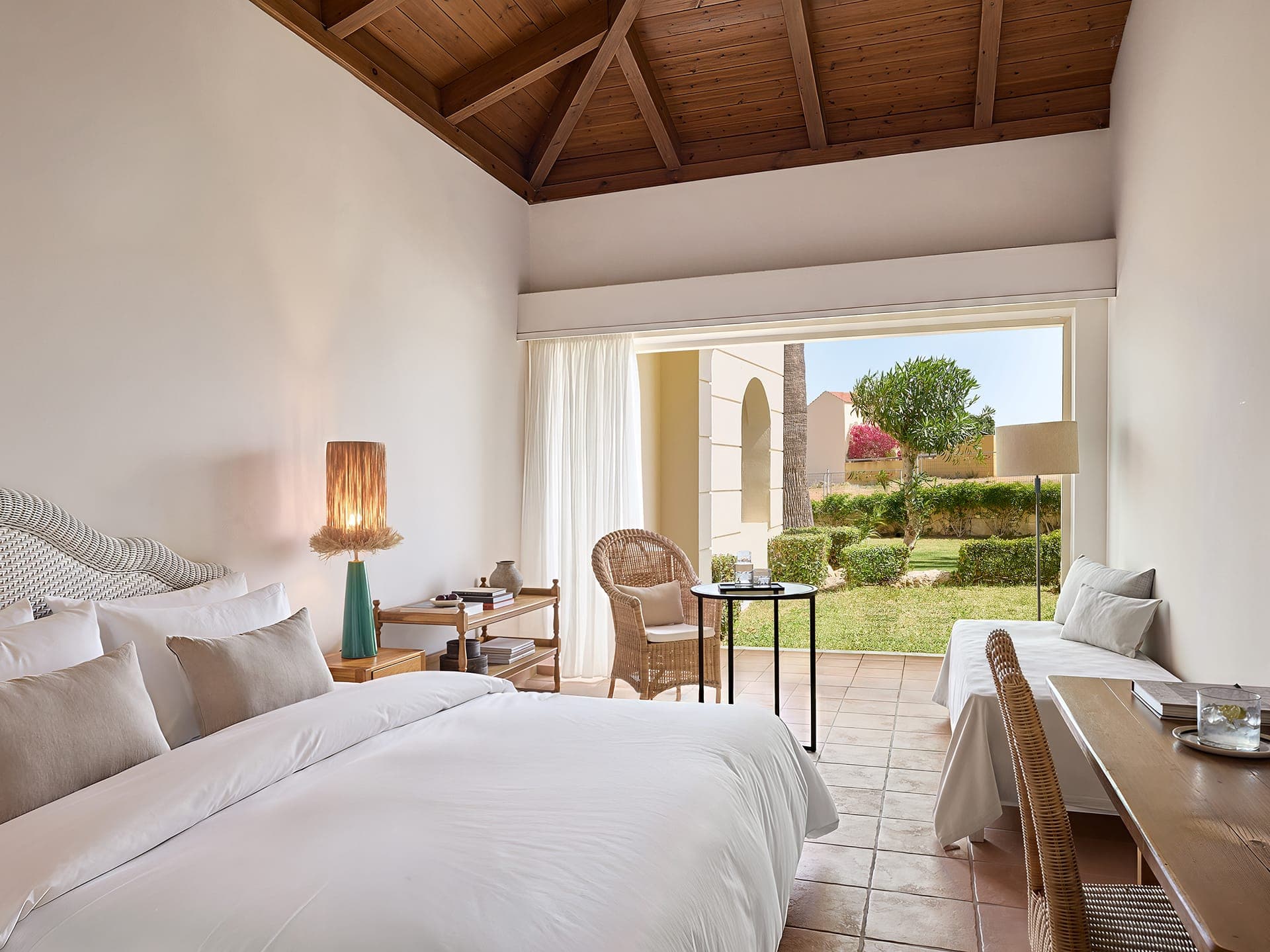 room-types-CLUBMARINE-BS-0.jpg