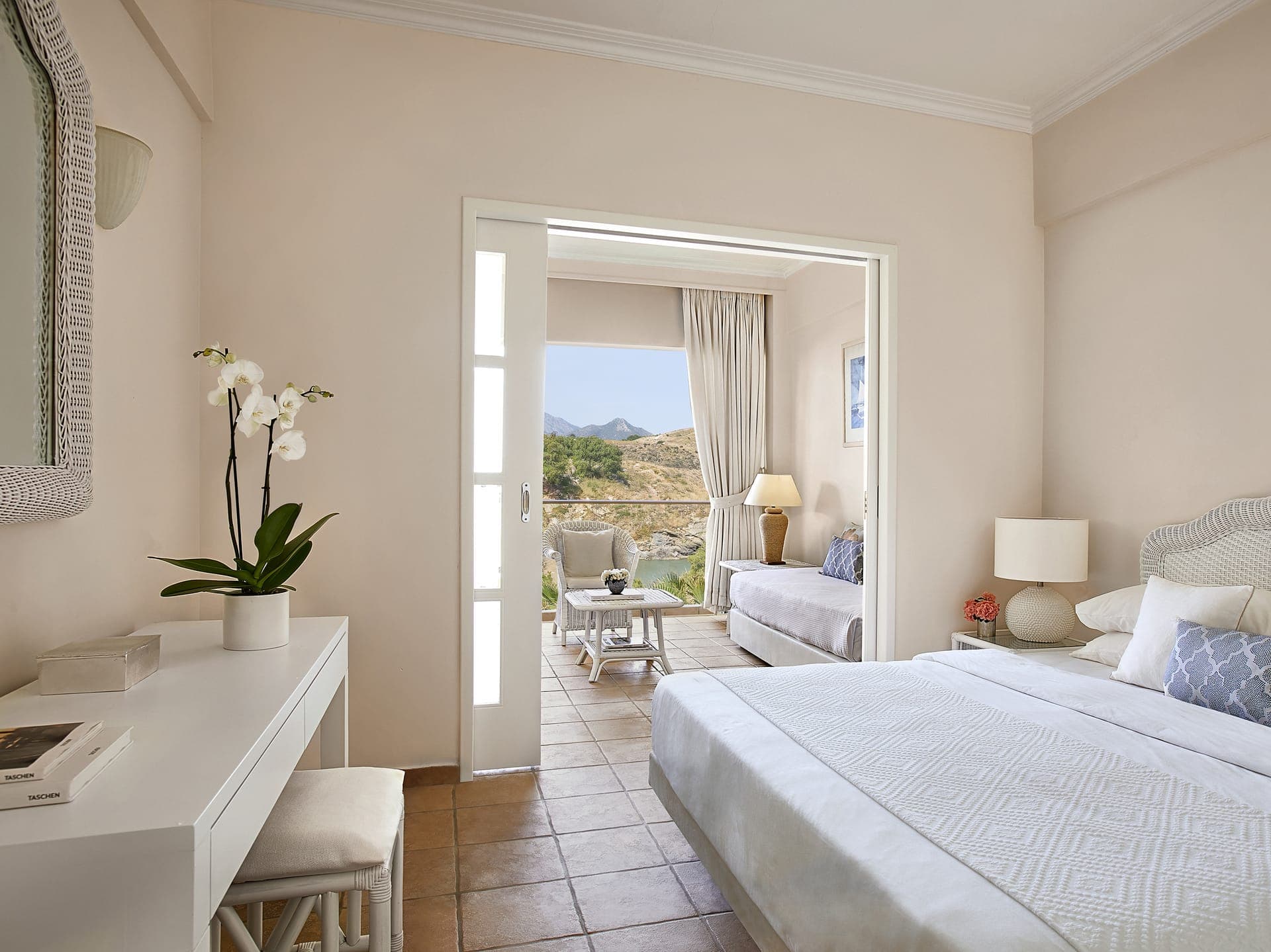 room-types-CLUBMARINE-BSF-0.jpg