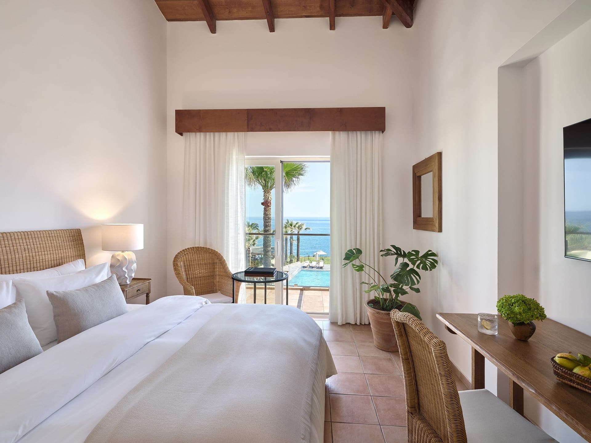 room-types-CLUBMARINE-BSFK-0.jpg