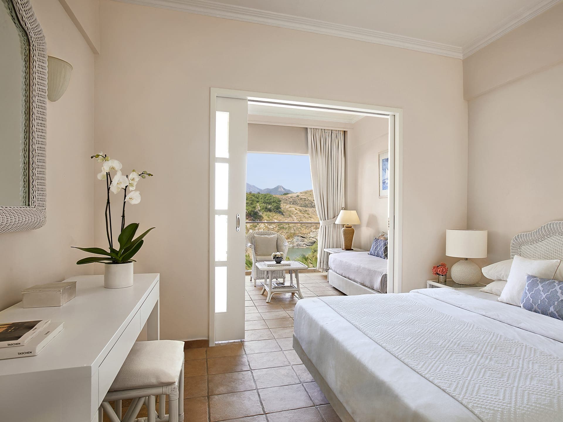 room-types-CLUBMARINE-DGF-0.jpg