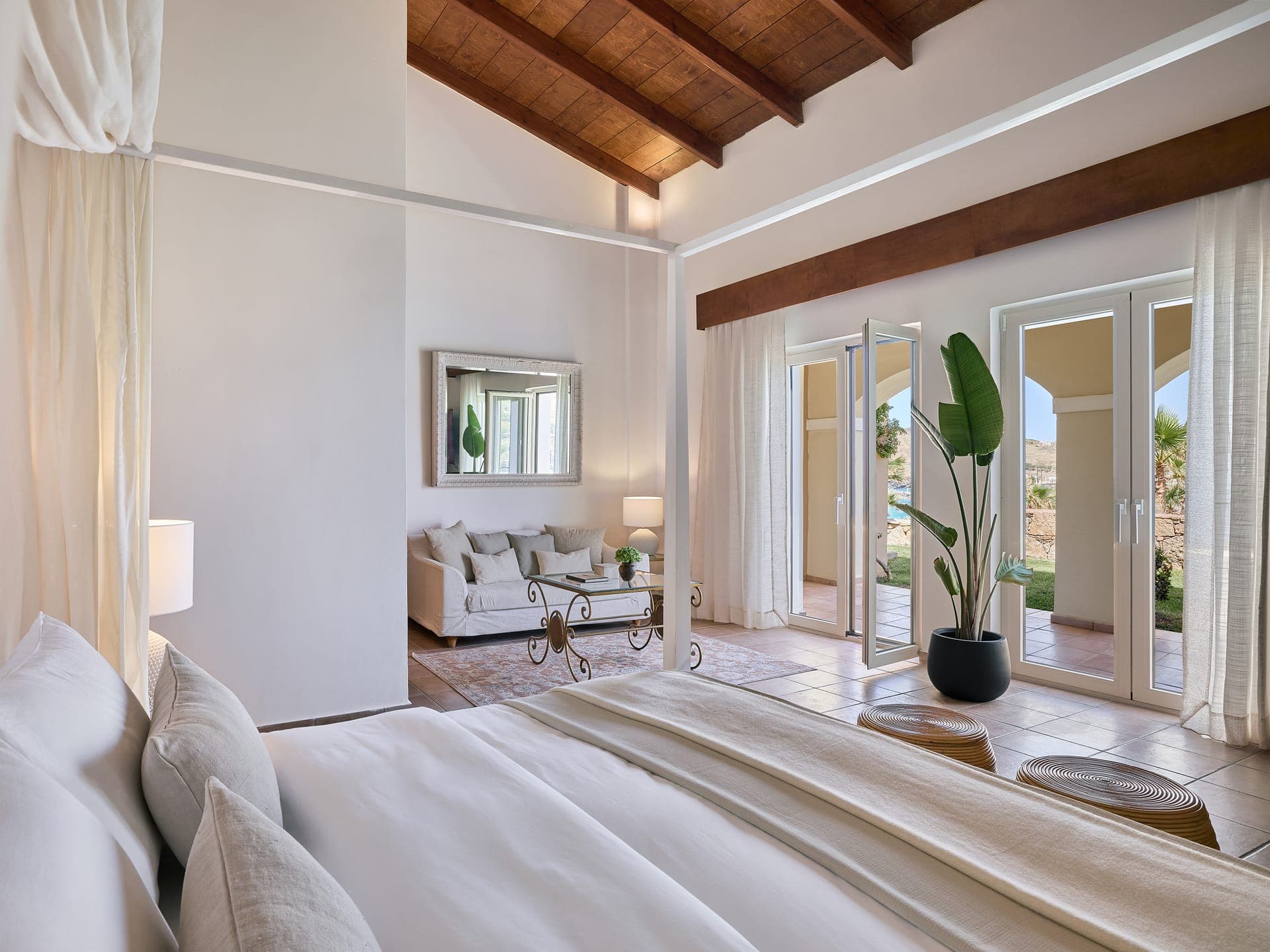 room-types-CLUBMARINE-FRFBS-0.jpg